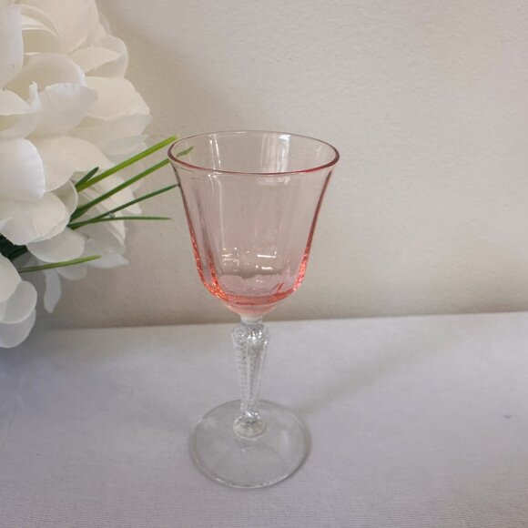 Set of 7 Vintage Pink Cordial Glasses Optical Panel Ridged Stem – Midcentury - Picture 7 of 10